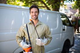 Best Pest Control for Hotels  in Shreve, OH